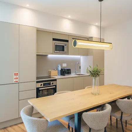 Feel Firmeza Coworking & Flat 3 Apartment *