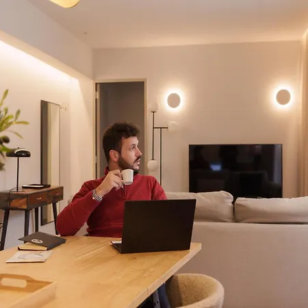 Feel Firmeza Coworking & Flat 3 4 * Porto